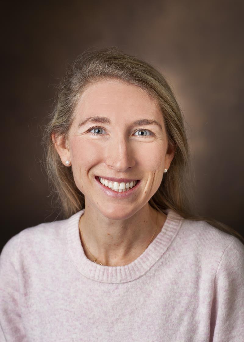 Rachel Apple